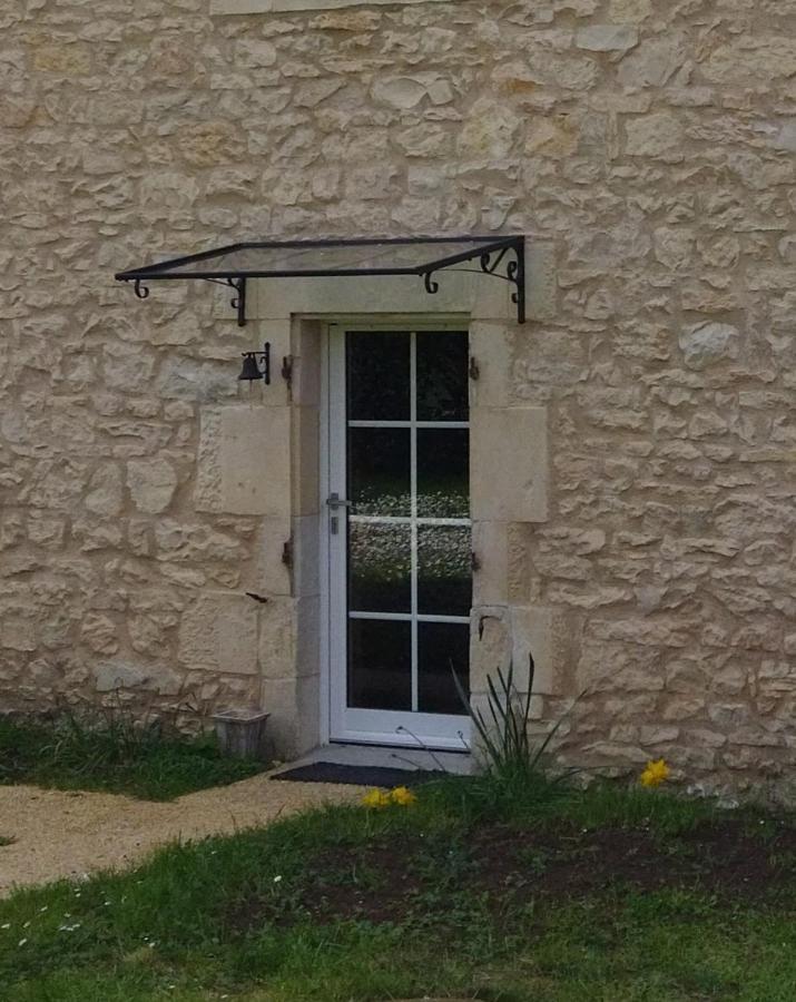 La Maison Des Escargots Blanzay Kültér fotó