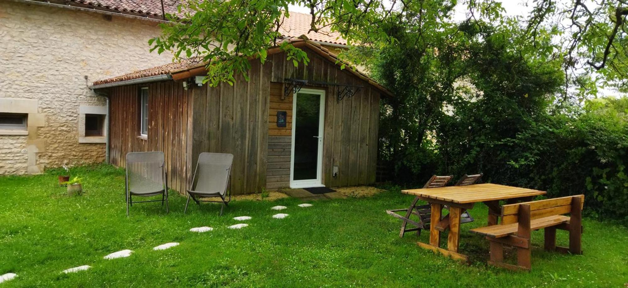 La Maison Des Escargots Blanzay Kültér fotó
